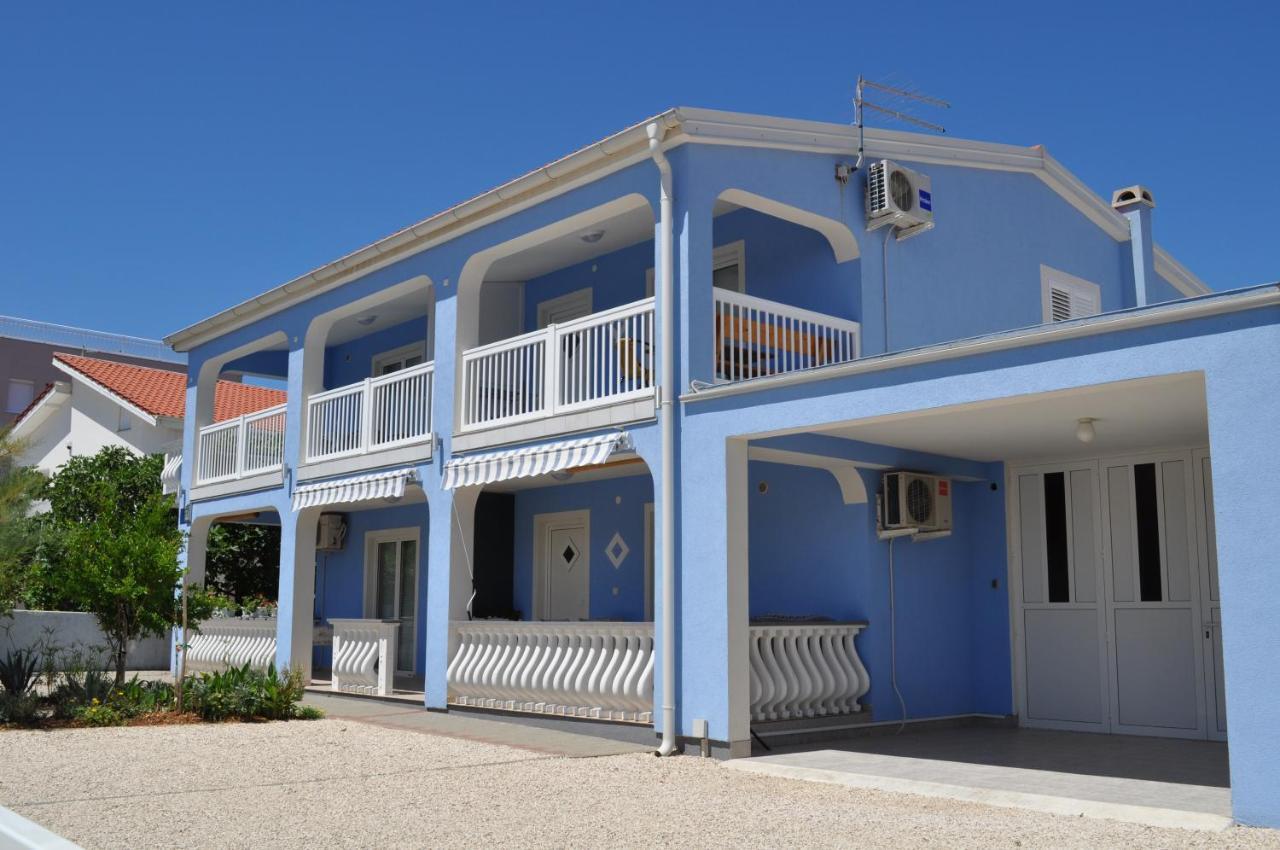 Marina Apartments Vir Εξωτερικό φωτογραφία