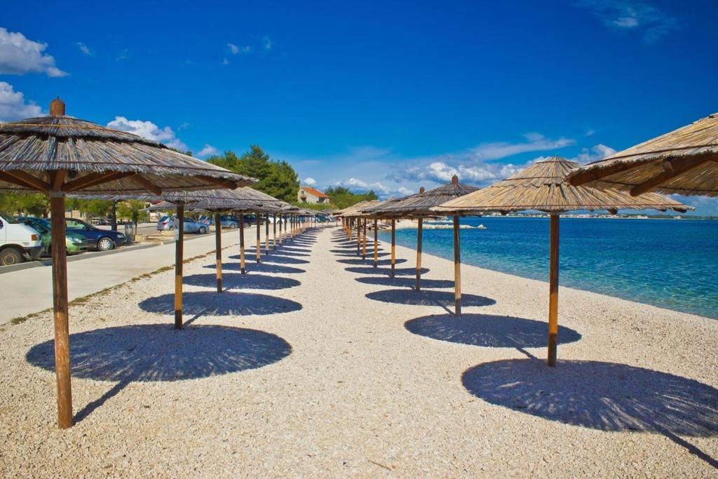 Marina Apartments Vir Εξωτερικό φωτογραφία